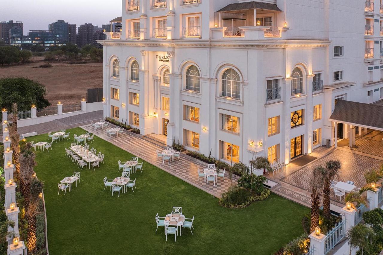 Hotel Hillock Ахмедабад Екстер'єр фото